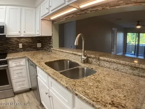 5615 San Juan Avenue Jacksonville FL 32210