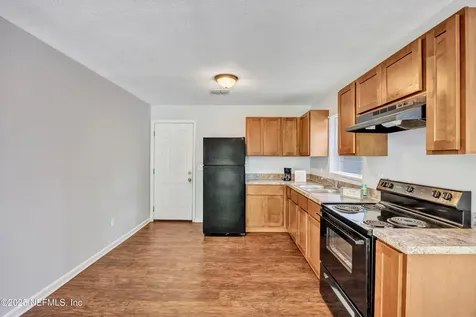 8390 Scottish Court Jacksonville FL 32244