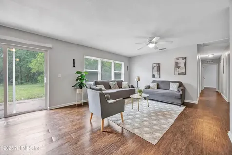 8390 Scottish Court Jacksonville FL 32244
