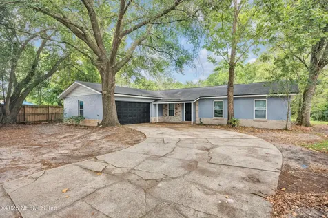 8390 Scottish Court Jacksonville FL 32244