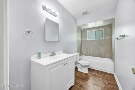 8390 Scottish Court Jacksonville FL 32244