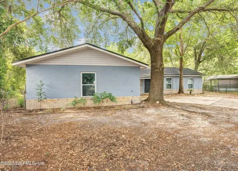 8390 Scottish Court Jacksonville FL 32244
