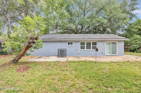8390 Scottish Court Jacksonville FL 32244