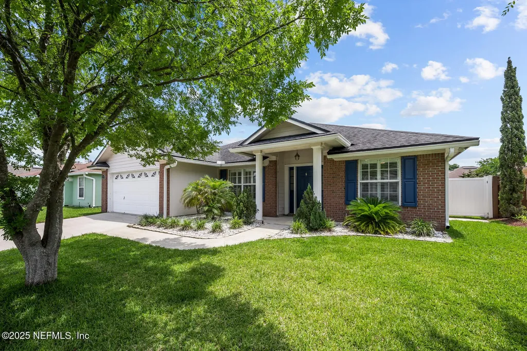 2439 Bentwater Drive W Jacksonville FL 32246