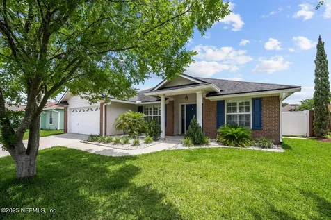 2439 Bentwater Drive W Jacksonville FL 32246