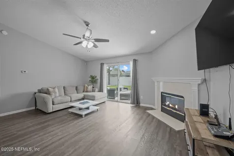 2439 Bentwater Drive W Jacksonville FL 32246