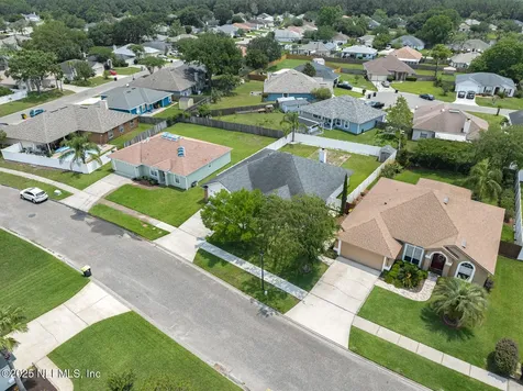 2439 Bentwater Drive W Jacksonville FL 32246