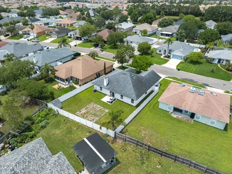 2439 Bentwater Drive W Jacksonville FL 32246