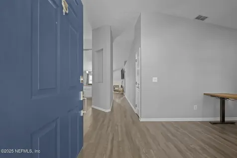 2439 Bentwater Drive W Jacksonville FL 32246