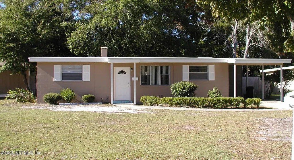 2500 Congaree Drive W Jacksonville FL 32211