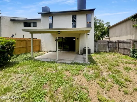 1127 Romaine Circle W Jacksonville FL 32225