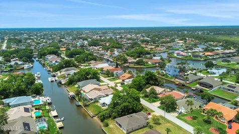 44 Comanche Court Palm Coast FL 32137