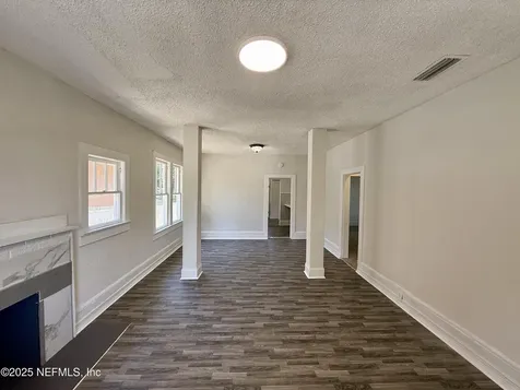 725 Calvert Street Jacksonville FL 32208