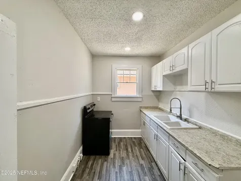725 Calvert Street Jacksonville FL 32208