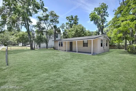 4924 Old Middleburg Road N Jacksonville FL 32210