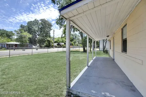 4924 Old Middleburg Road N Jacksonville FL 32210