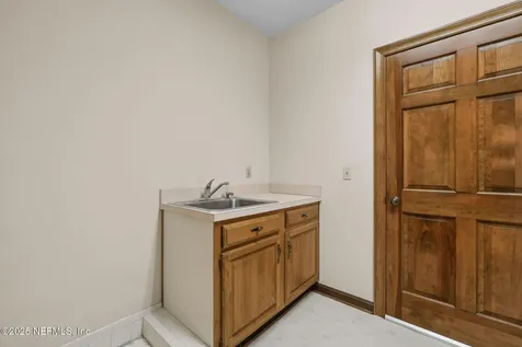 8127 Middle Fork Lane Jacksonville FL 32256
