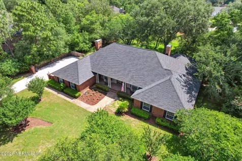 8127 Middle Fork Lane Jacksonville FL 32256