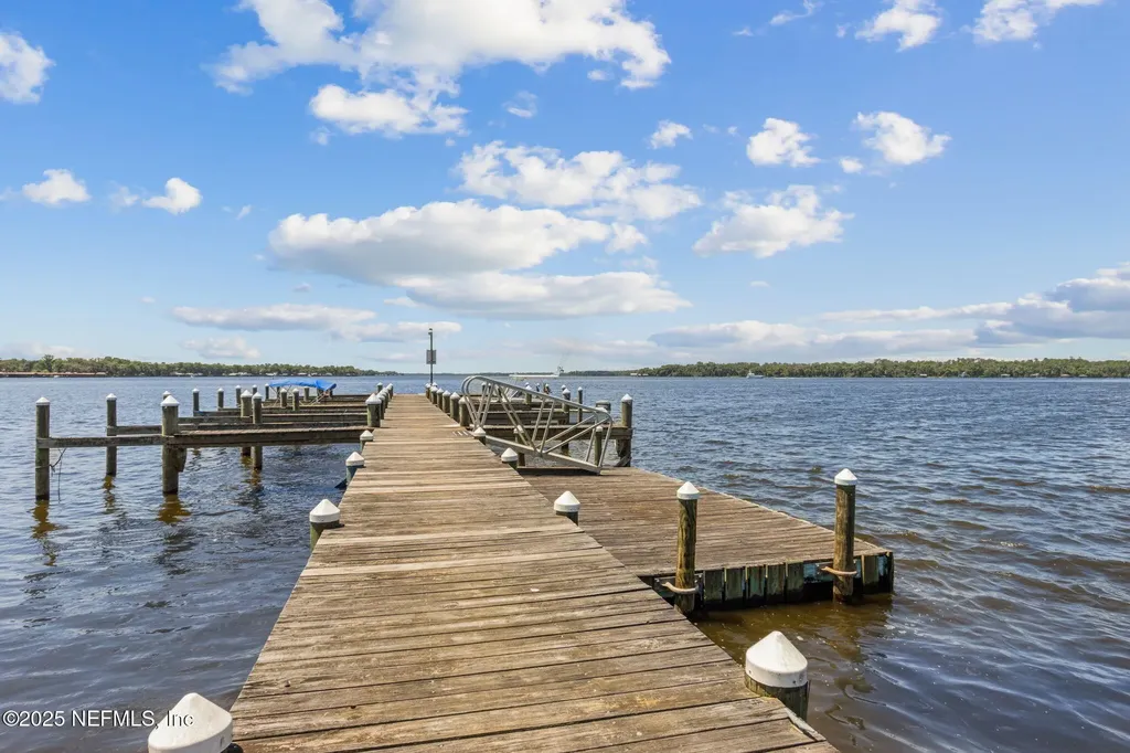 166 Mount Royal Avenue Crescent City FL 32112