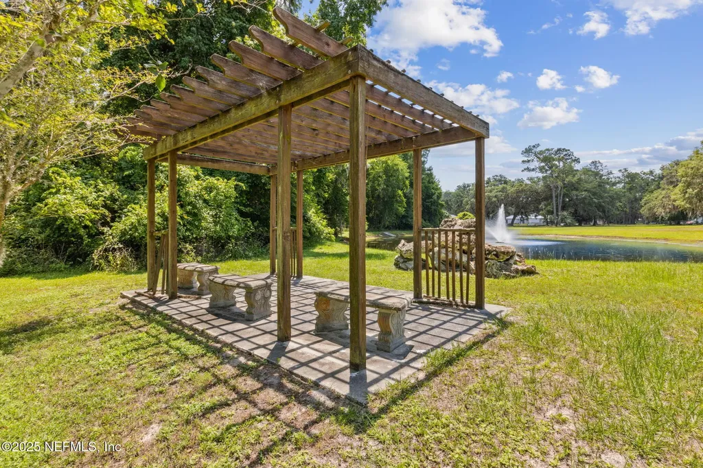 166 Mount Royal Avenue Crescent City FL 32112