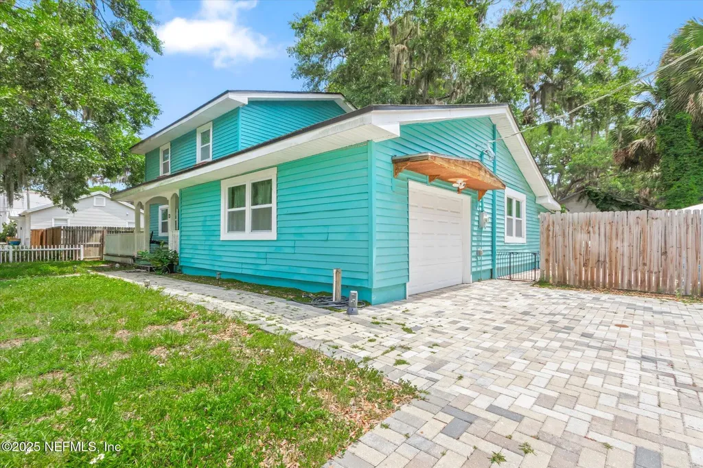 13 Douglas Avenue St. Augustine FL 32084