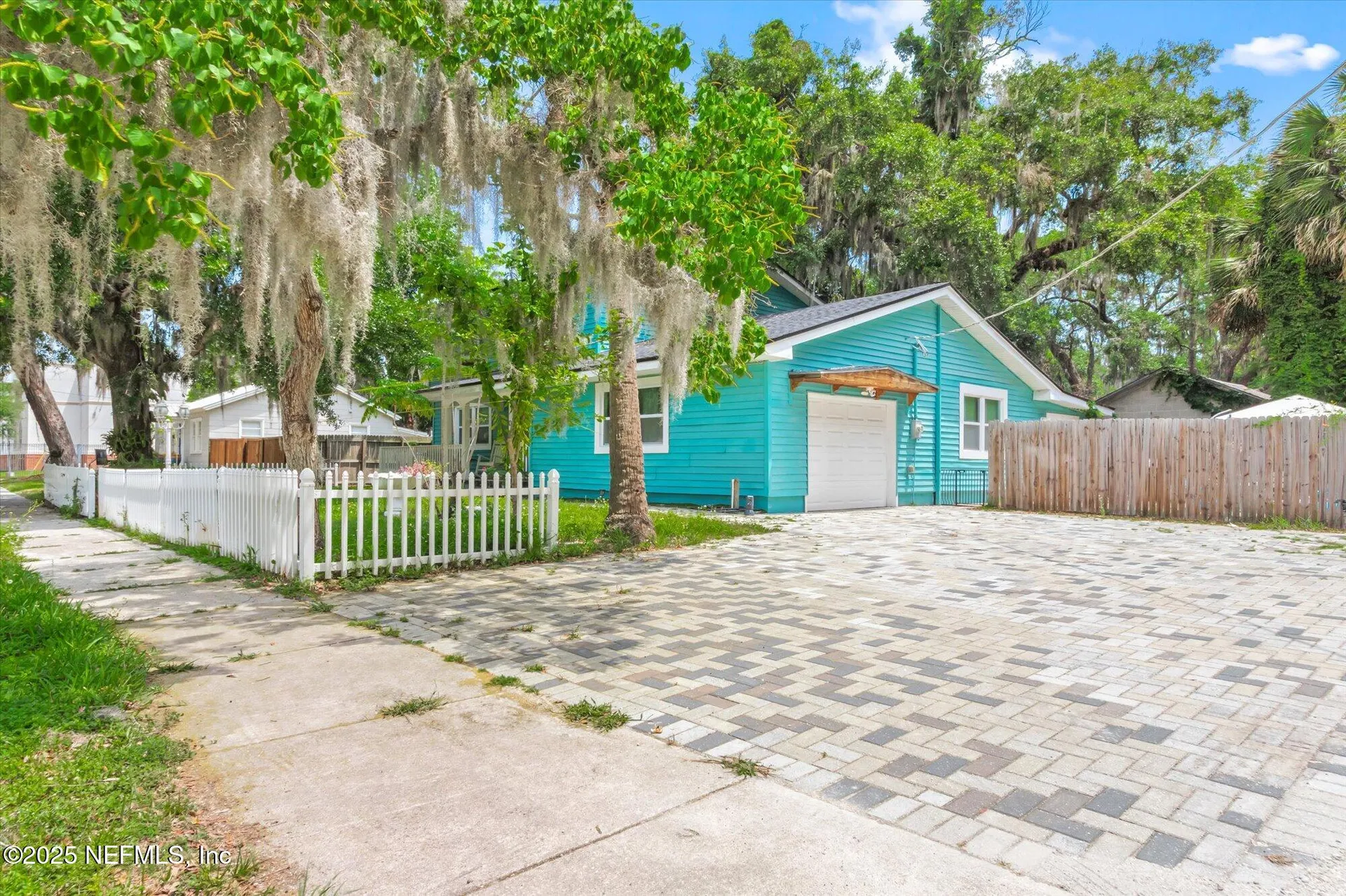 13 Douglas Avenue St. Augustine FL 32084