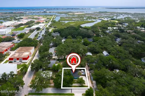 13 Douglas Avenue St. Augustine FL 32084