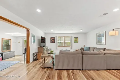 13 Douglas Avenue St. Augustine FL 32084