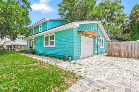 13 Douglas Avenue St. Augustine FL 32084