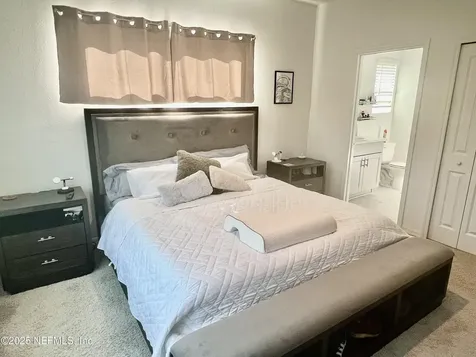 307 Annies Place Jacksonville FL 32218