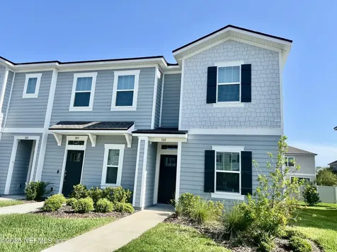 307 Annies Place Jacksonville FL 32218