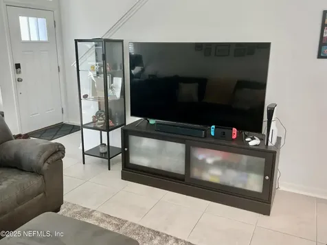 307 Annies Place Jacksonville FL 32218