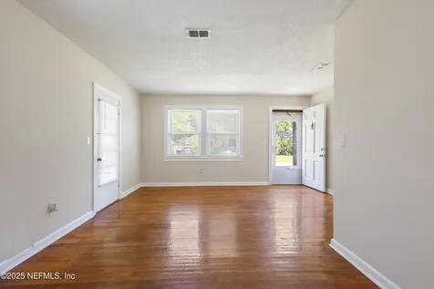 606 Meteor Street Jacksonville FL 32205