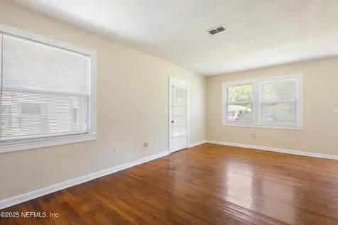 606 Meteor Street Jacksonville FL 32205