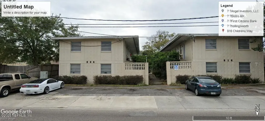 916 & 924 Children Way Jacksonville FL 32207