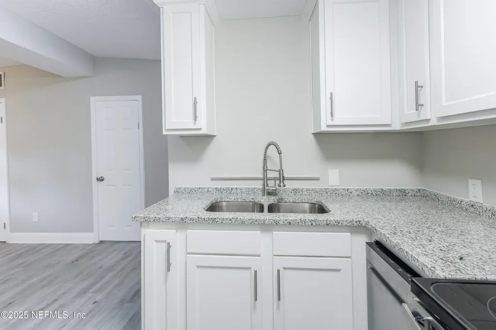 6351 Fabian Drive Jacksonville FL 32210
