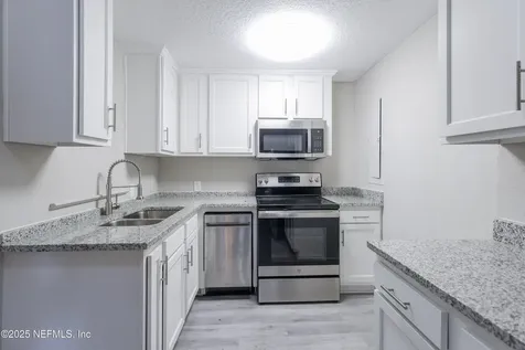 6351 Fabian Drive Jacksonville FL 32210
