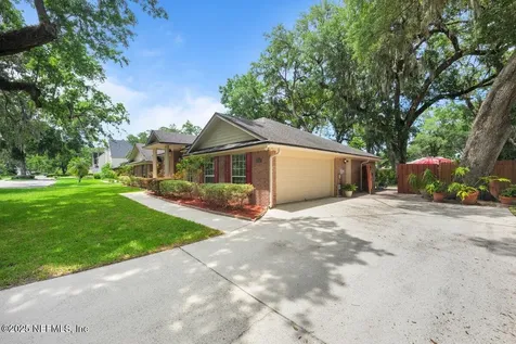2589 Scott Mill Drive S Jacksonville FL 32223
