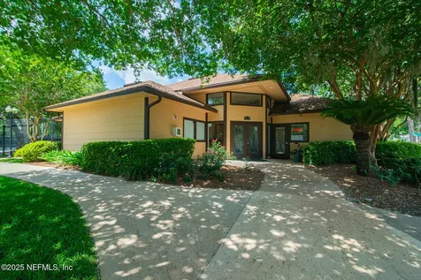 2333 The Woods Drive Jacksonville FL 32246