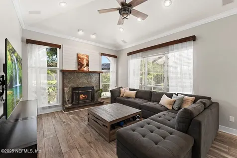 1759 Rising Oaks Drive Jacksonville FL 32223