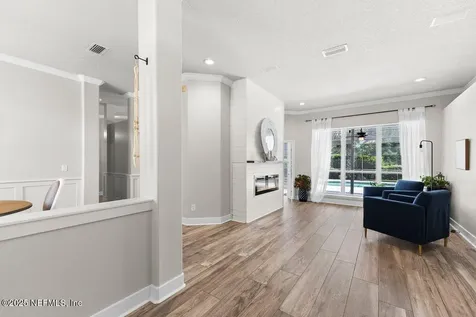 1759 Rising Oaks Drive Jacksonville FL 32223