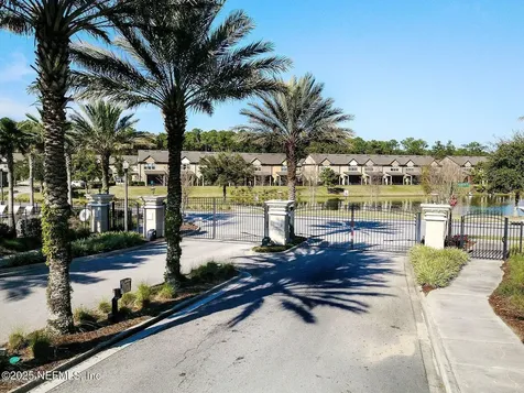7027 Berrybrook Drive Jacksonville FL 32258