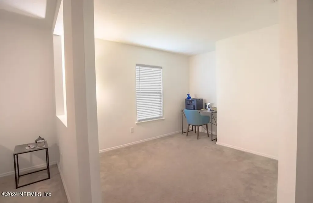 2527 Eisner Drive Jacksonville FL 32218
