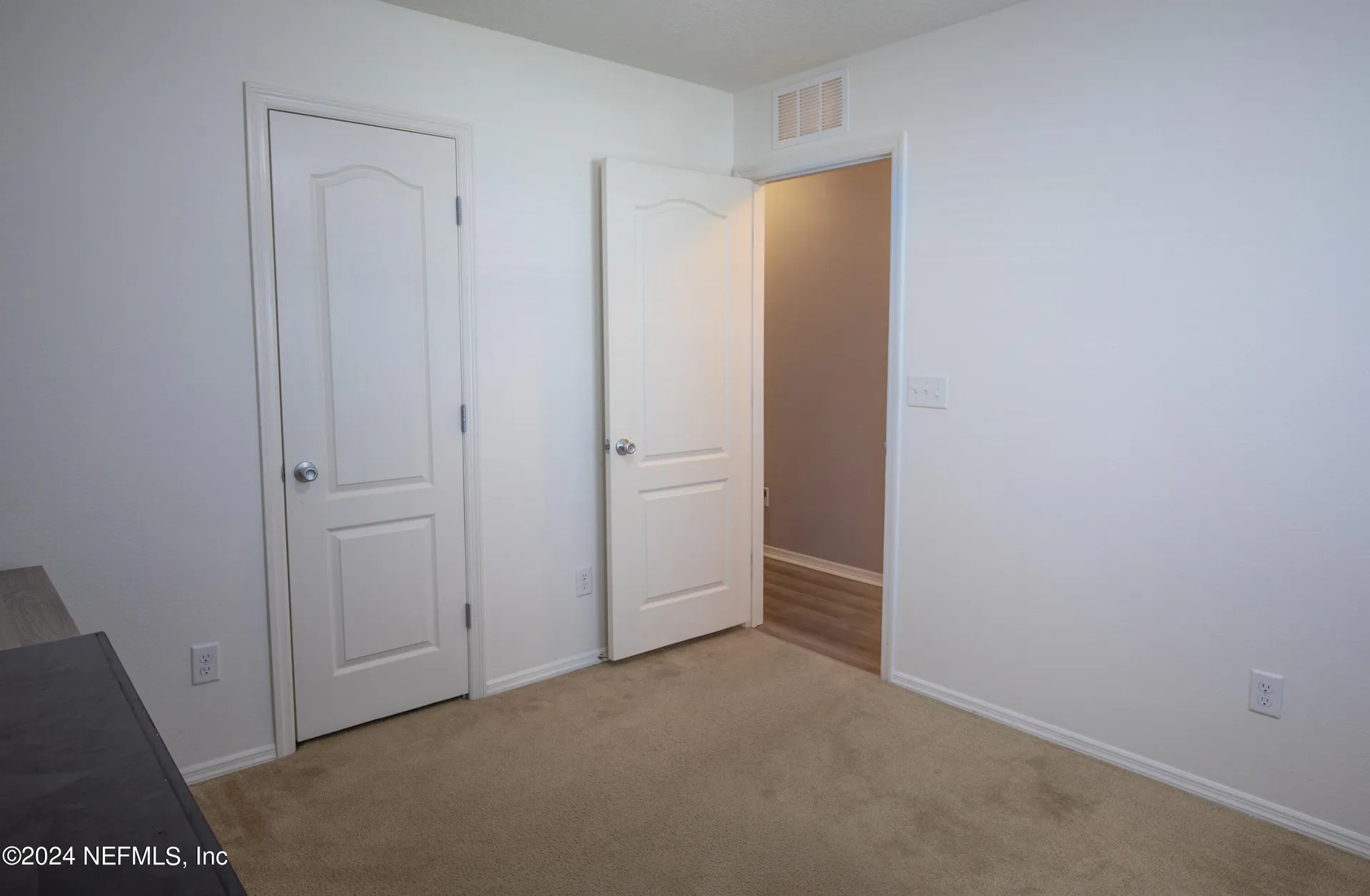 2527 Eisner Drive Jacksonville FL 32218