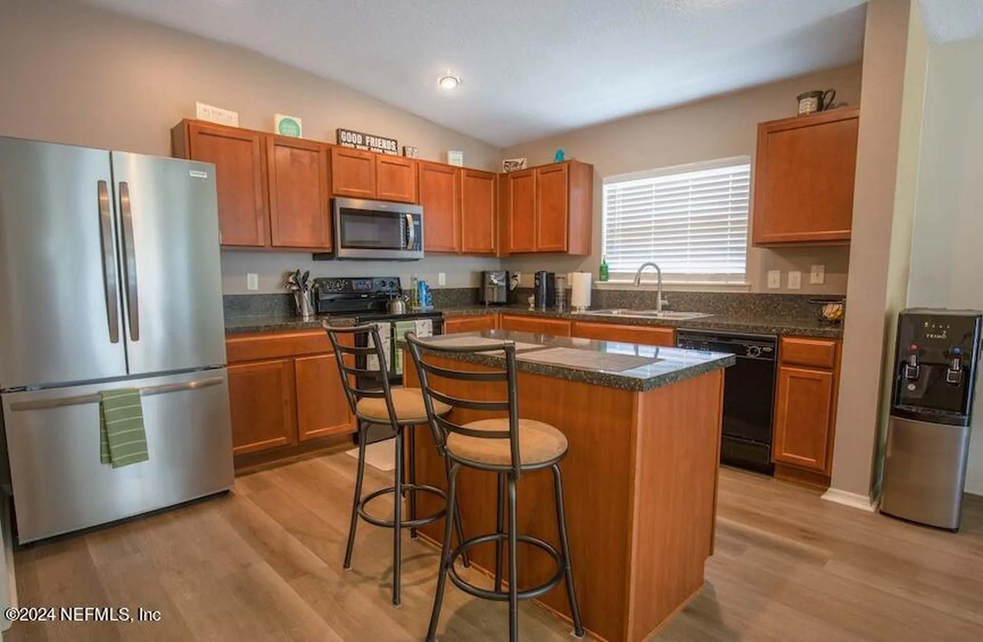 2527 Eisner Drive Jacksonville FL 32218