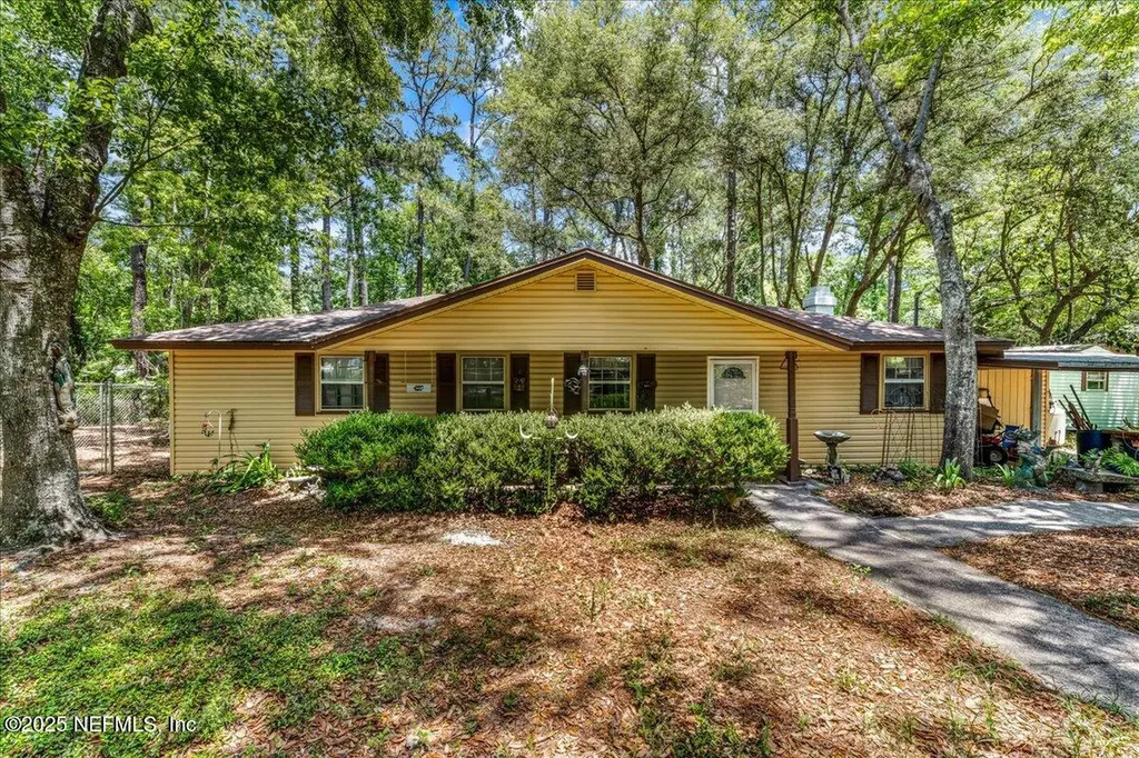 613 Arthur Moore Drive Green Cove Springs FL 32043