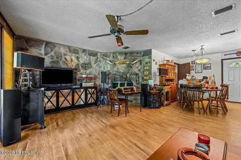 613 Arthur Moore Drive Green Cove Springs FL 32043