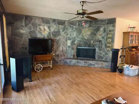 613 Arthur Moore Drive Green Cove Springs FL 32043
