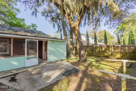 1050 Assisi Lane Jacksonville FL 32233