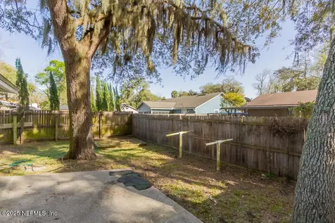 1050 Assisi Lane Jacksonville FL 32233
